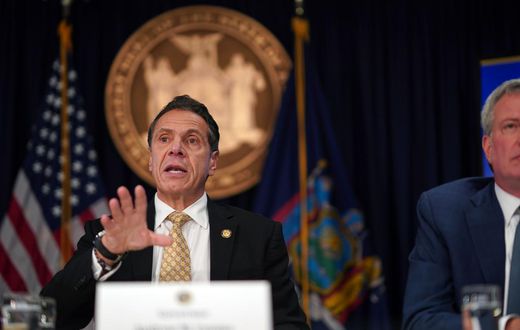With a Fresh Swipe at Trump, Cuomo Pardons 22 Immigrants