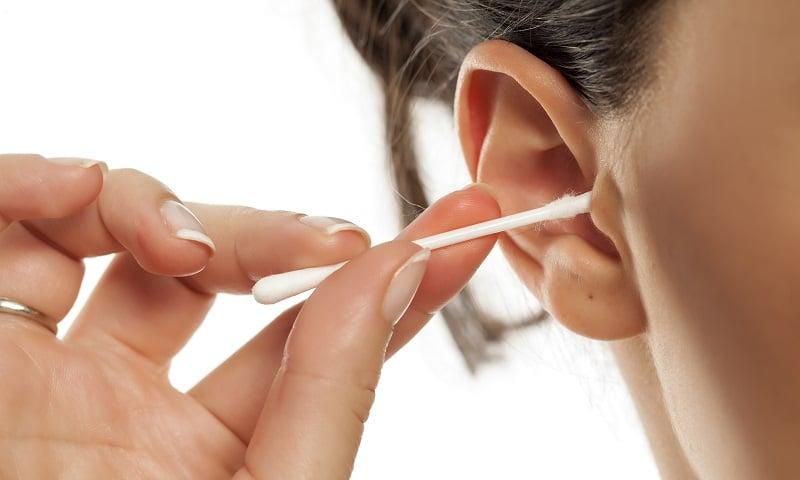 How to clean your ears [Pulse Contributor's Opinion]. [secondchancehearing]