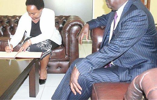 ___9104077___2018___11___14___14___waiguru+raila