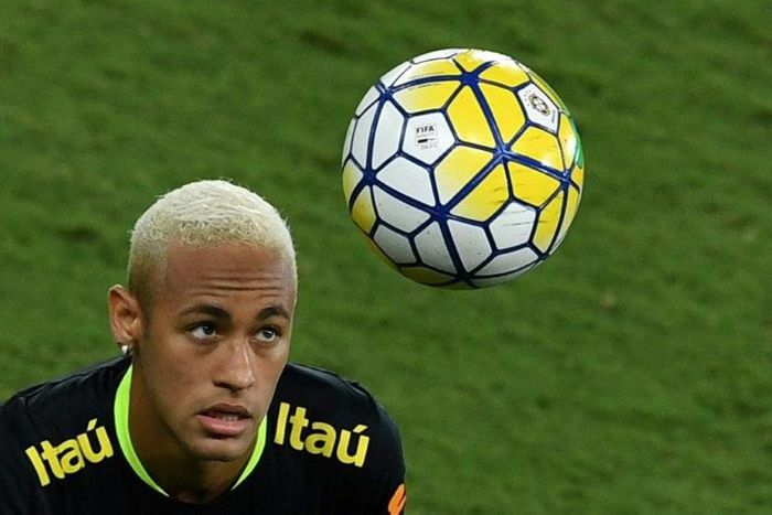 Neymar says he chose to leave Barcelona for Paris Saint-Germain against the advice of his father