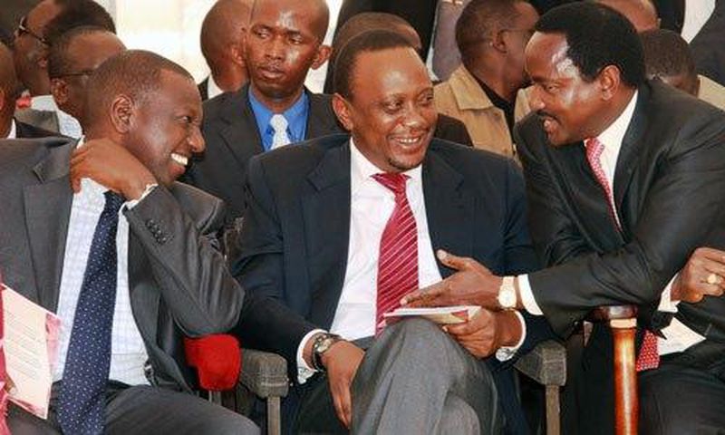 Nasa leader Kalonzo Musyoka (right), President Uhuru Kenyatta and Deputy President William Ruto at a past function in Kericho.
