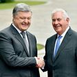Ukrainian President Petro Poroshenko (left) welcomes US Secretary of State Rex Tillerson to Kiev on July 9, 2017