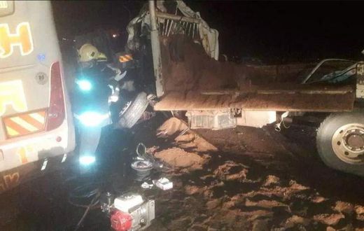 2 dead, 11 injured in Sunday morning accident