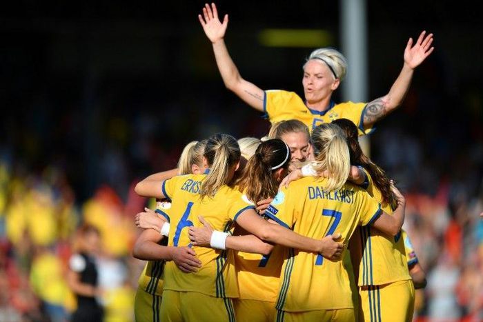 Sweden celebrates after scoring their second goal during the UEFA Women's Euro 2017 football match against Russia at Stadion De Adelaarshorst in Deventer on July 21, 2017