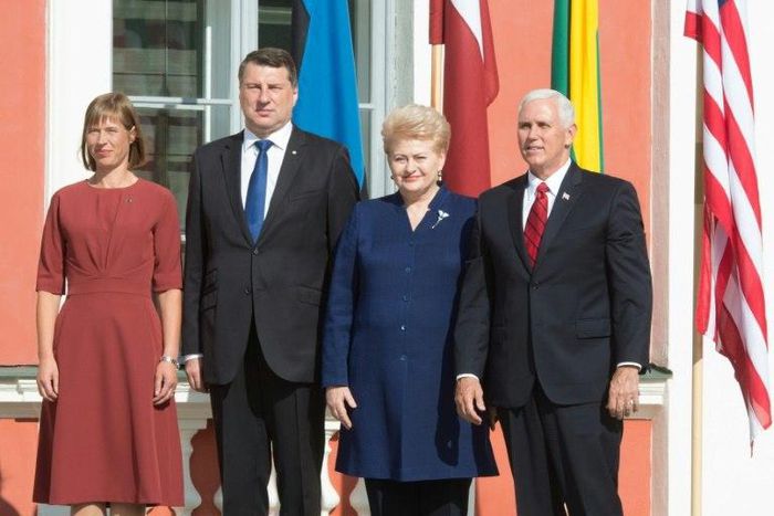 L-R: Estonian President Kersti Kaljulaid, Latvia's President Raimonds Vejonis, Lithuania's President Dalia Grybauskaite and US Vice-President Mike Pence (R) pose in Tallinn, Estonia, on July 31, 2017