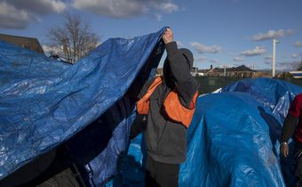Homelessness Rises Slightly Despite Strong Economy, Federal Report Finds