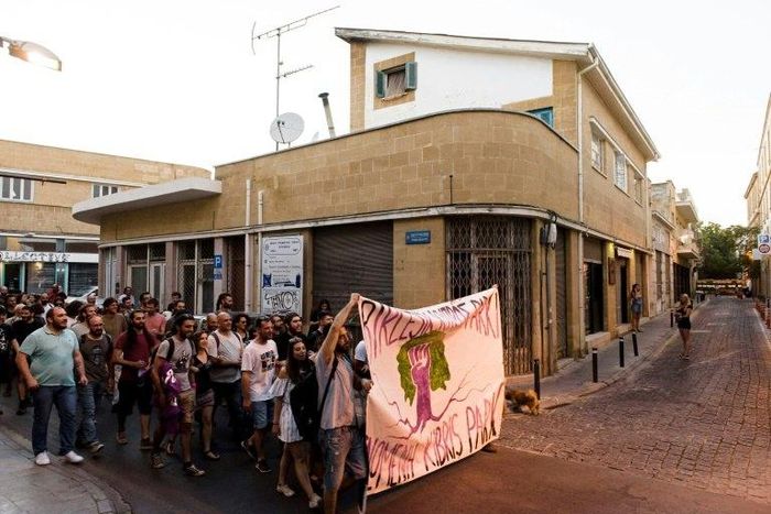 Demonstrators in Nicosia called for the unification of Cyprus as negotiators held peace talks in Switzerland