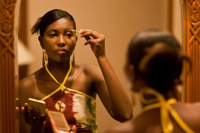 ___9154179___2018___11___30___15___date+girl+five+prime