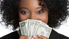 ___9118449___2018___11___19___10___woman-holding-money