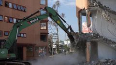 Kenyans react to Taj Mall (Airgate Centre) demolition