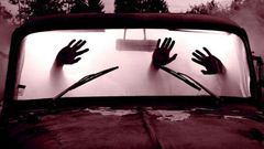 ___9131905___2018___11___23___11___car+sex+feat