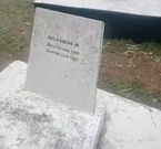 Raila Osewe Jr.'s tombstone at Kang'o ka Jaramogi