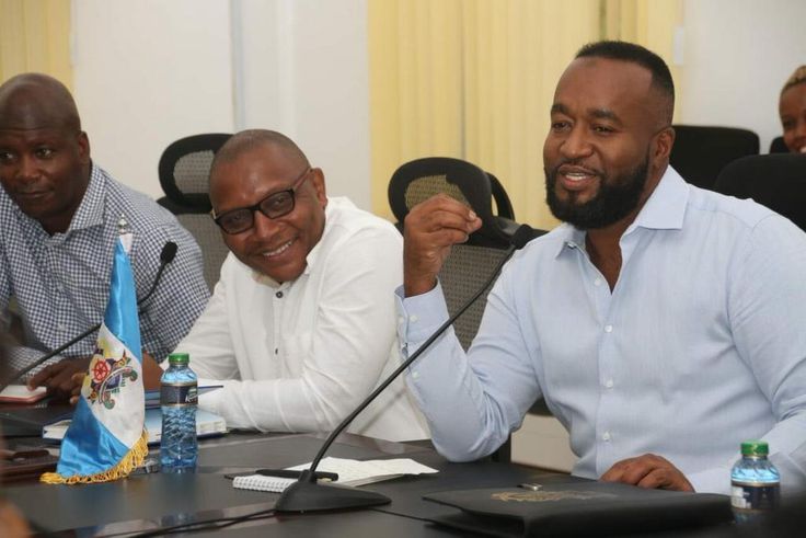 Mombasa Governor Hassan Joho with his deputy Dr William Kingi (Twitter)