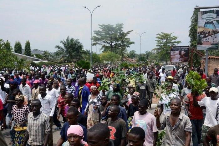 People demonstrate against the European Union and the International Criminal Court in Bujumbura on October 8, 2016