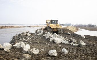 'Breaches Everywhere': Flooding Bursts Midwest Levees, and Tough Questions Follow