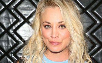 So THAT'S Why Kaley Cuoco Has Such Insane Abs