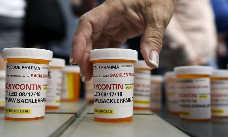 The giants at the heart of the opioid crisis