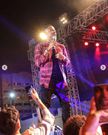 Alikiba’s electrifying performance brings Oman to standstill