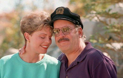 Daryl Dragon of the Captain and Tennille is dead at 76