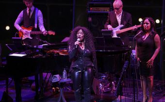 Chaka Khan on Artistic Freedom, Her Side Hustles and Joni Mitchell