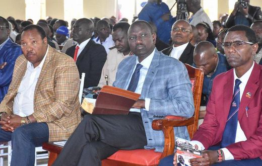 File image of Deputy President William Ruto (C) with Kiambu Governor Ferdinand Waititu (L) and Ruiru MP Simon Ng`ang`a at a past church event