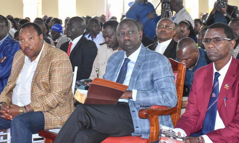 File image of Deputy President William Ruto (C) with Kiambu Governor Ferdinand Waititu (L) and Ruiru MP Simon Ng`ang`a at a past church event