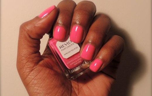 Quick way to polish and dry your nails at home instantly