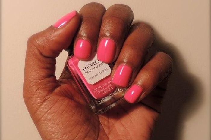 Quick way to polish and dry your nails at home instantly
