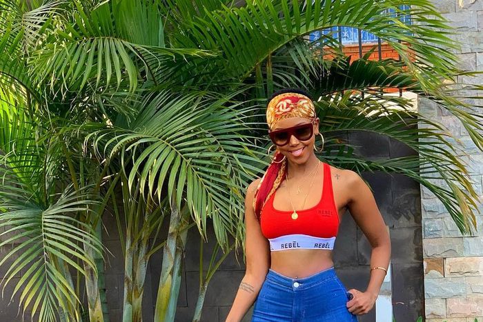 Huddah Monroe rocking sexy high waisted jeans (Image: Instagram huddahthebosschick)