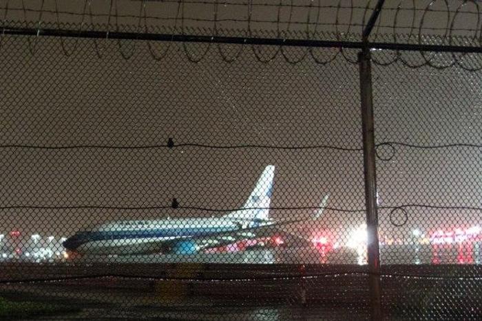 The plane carrying Republican vice presidential nominee Mike Pence slid completely off the runway onto grass next to the tarmac at New York's LaGuardia Airport