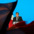 Fillon battles to keep his presidential bid afloat