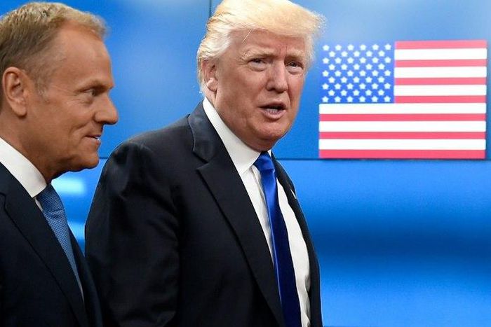 European Council President Donald Tusk welcomes US President Donald Trump at EU headquarters in Brussels on May 25, 2017