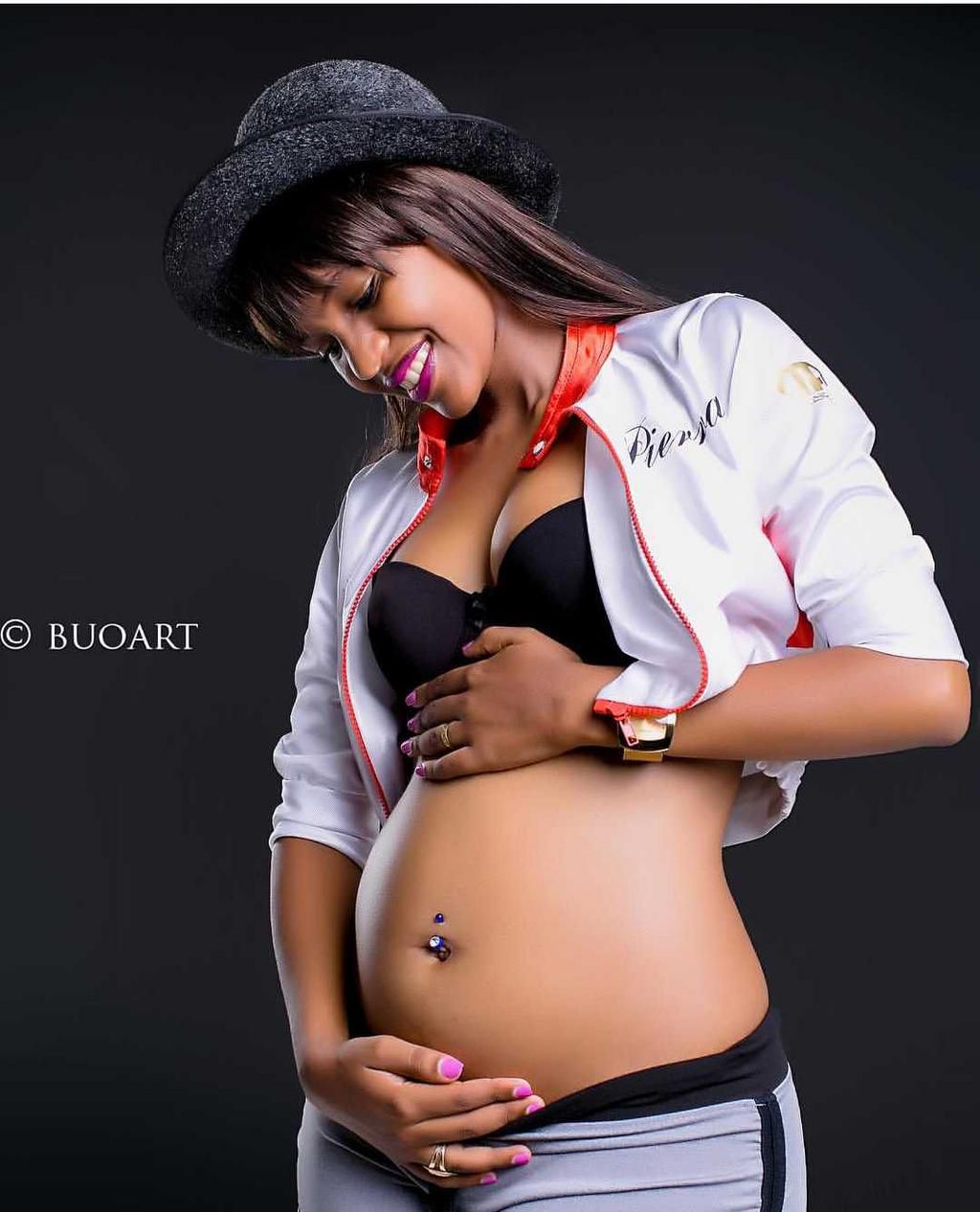 I was 4 months pregnant and 49 Kgs - Pierra (BuoArt)