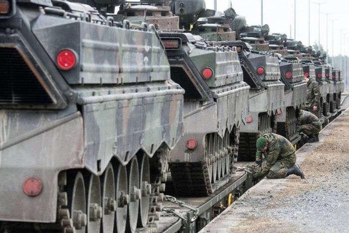 Germany's military has been bit by revelations that Nazi-era army steel helmets, weapons and pictures were on open display in some barracks