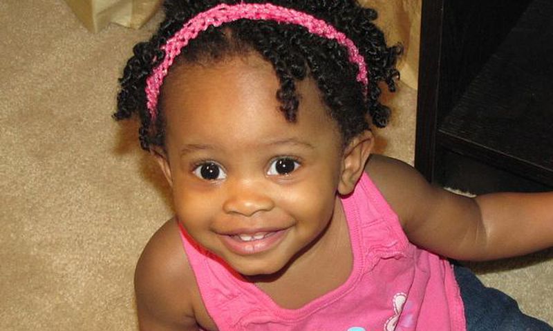 Cute baby girl(hurt2healingmag)