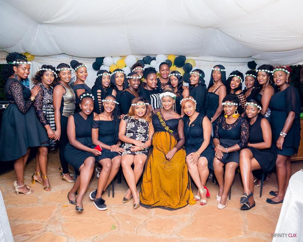 Nimmo with family and friends during her baby shower (Infinity Clix)