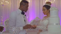 Zari Hasan with Diamond in The Iyena Video. Diamond has bought Zari Hassan Gifts from London