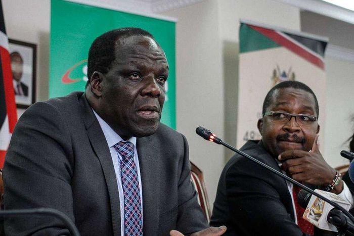 Chairman council of Governors Wycliffe Oparanya with his vice chairman Mwangi wa Iria during a presser