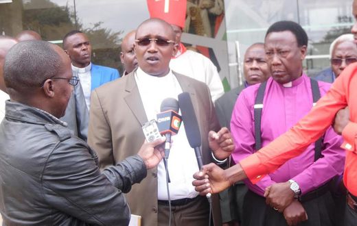 File image of Gakuyo addressing the press flanked by other religious leaders