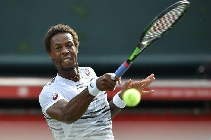 Gael Monfils, the world number eight, nailed seven aces to oust fellow Frenchman Gilles Simon 6-1, 6-4 in one hour and 16 minutes