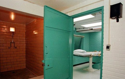 The number of death sentences handed down in the US, 32, was the lowest since 1973 and the number of executions, 20, meant the country is now no longer among the world's five biggest executioners