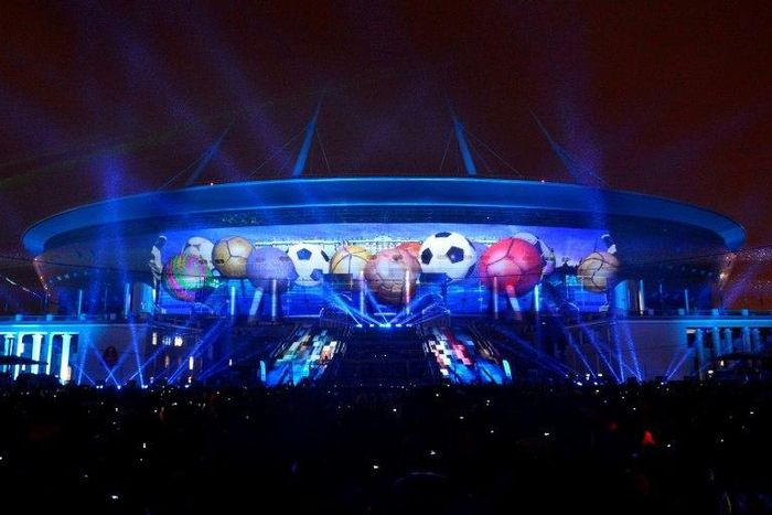 There is a desperate struggle agains time to ready the pitch at the new Saint Petersburg football stadium as Confederations Cup fixtures loom