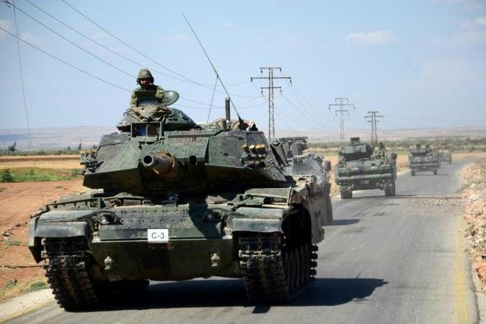 The Turkish army is backing pro-Ankara Syrian rebels in an unprecedented incursion aimed at rooting out Islamic State (IS) jihadists from the border area