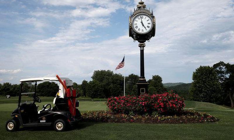 Trump national golf club in N.Y. Fires undocumented workers, lawyer says