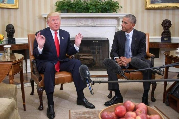 US President Barack Obama (R) meets with Republican President-elect Donald Trump at the White House on November 10, 2016