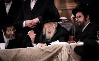 Yisroel Avrohom Portugal, revered orthodox Rabbi, dies at 95