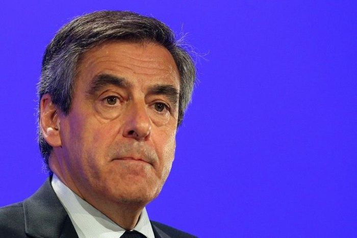 Francois Fillon has pledged to withdraw from the election race if charged over misuse of public funds