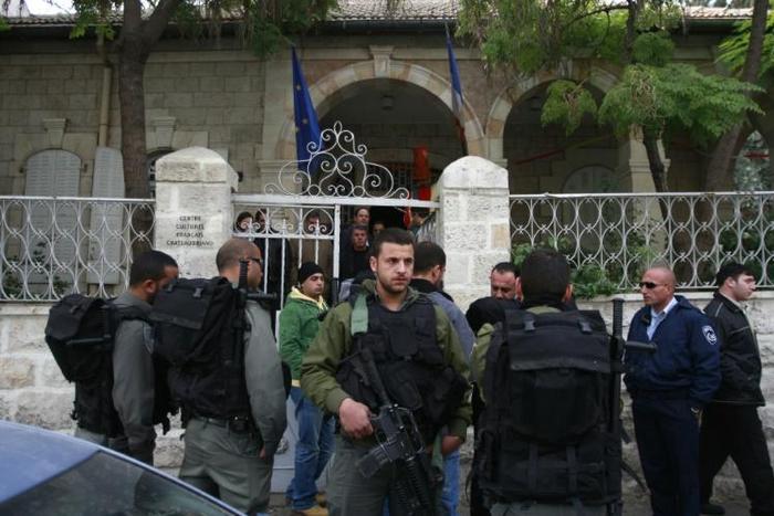Israeli border police surround the entrance of the French cultural centre in annexed east Jerusalem during a previous diplomatic spat over an event it hosted in 2009