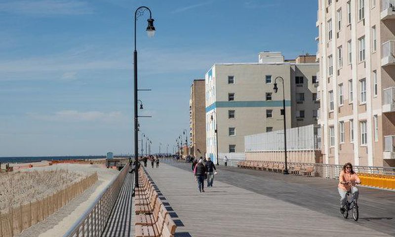 Long Beach, N.Y.: A bedroom community that began as a resort