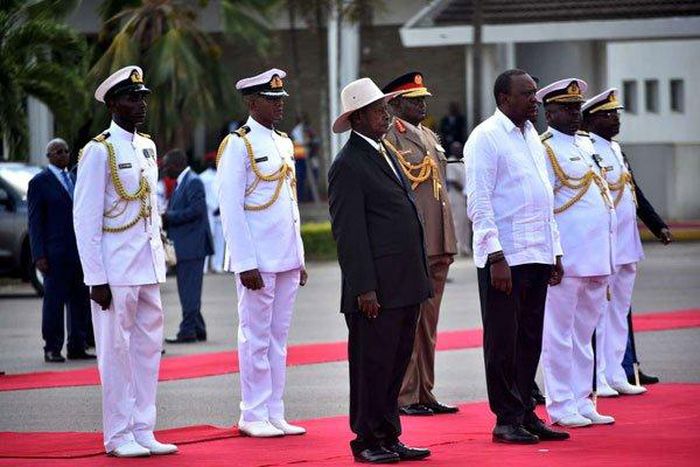President Uhuru Kenyatta and Yoweri Museveni in Mombasa after inspecting a guard of honor